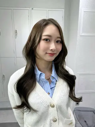 セミロング 韓国レイヤー透明感 カラーヨウスケのヘアスタイル