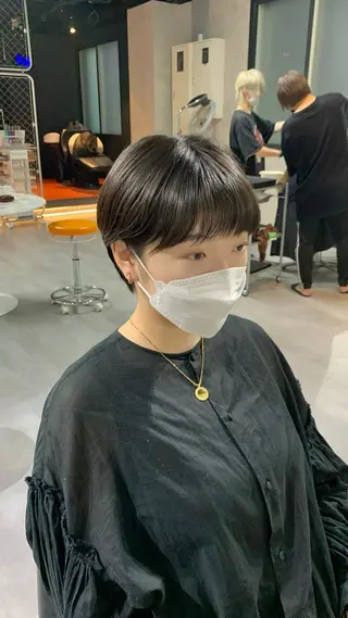 ショート KISS SWAN所属・B E C H I C O〔べち子〕のヘアスタイル