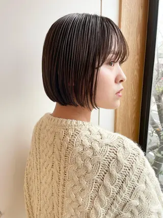 ミディアム 🌊トガシカイト /ショート白髪ぼかしのヘアスタイル