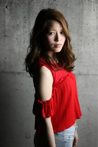 セミロング 髪質改善ストレート、 カラー清野雄大のヘアスタイル