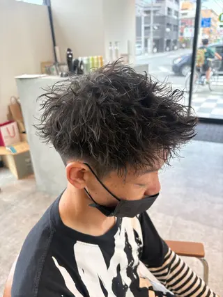 ショート パーマ メンズ 中島 耀一朗のヘアスタイル
