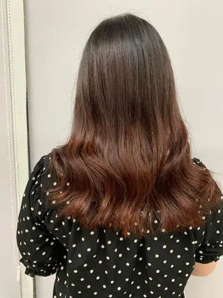 ロング カラー オチ ハナのヘアスタイル