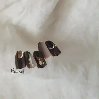 ネイル Emu Nailのネイルデザイン