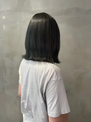 ミディアム 伊藤 優花のヘアスタイル