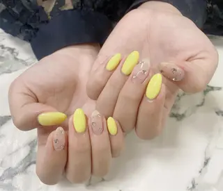 ロング カラー ネイル Q Free nailsのネイルデザイン