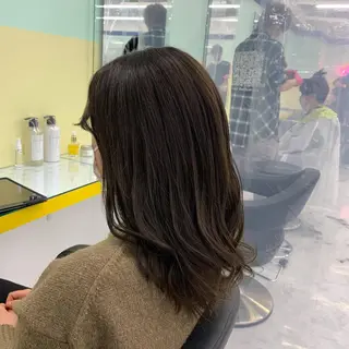 ロング カラー ヘアアレンジ ☁️縮毛矯正✖️ 透明感☁️りくのヘアスタイル