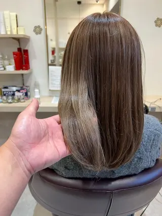 カラー 三好 聡玄のヘアスタイル