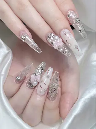 ネイル LEELA NAIL STUDIO所属・LEELA NAIL STUDIOのネイルデザイン