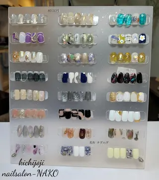 ネイル Salon-NAKO 🐷shirai🐷のネイルデザイン