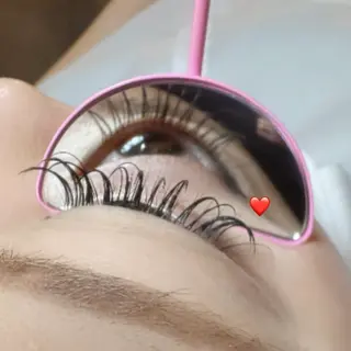 マツエク・マツパ BEIGE まつげ・眉毛のマツエク・マツパデザイン