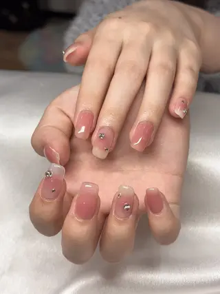 ネイル Ui_Amor (パラジェル)のネイルデザイン