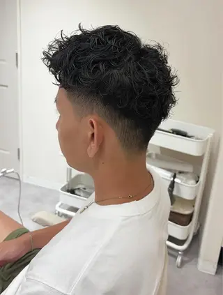 パーマ メンズ メンズパーマ特化🔥 ツイスパ/シャドウのヘアスタイル