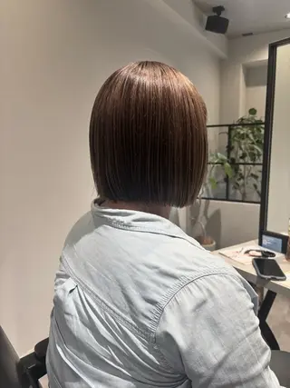 ミディアム 長尾ゆりの/ボブ/ ベージュ/ハイトーンのヘアスタイル