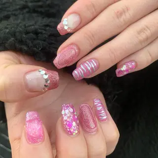 ネイル ヤマダ サクラのヘアスタイル