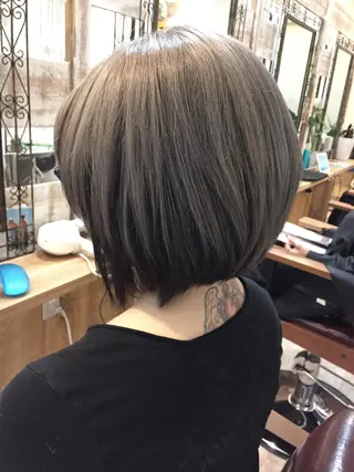 ショート カラー Blue hair lau所属・中川 仁のヘアスタイル