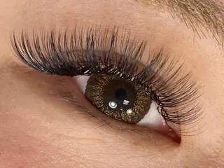 マツエク・マツパ Lashlift 👁️REBESTのマツエク・マツパデザイン