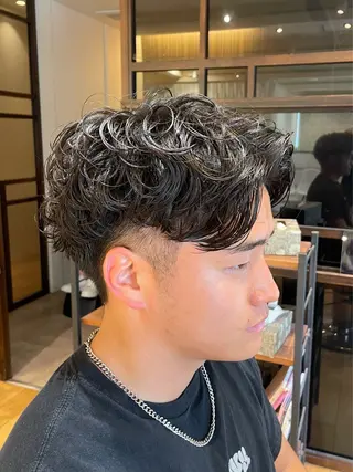 ショート パーマ メンズ パーマ/フェード🔥 佐々木波人のヘアスタイル