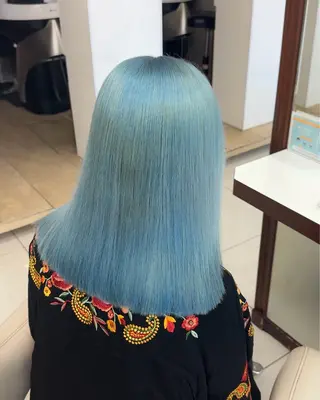 セミロング カラー 🐾桶川 孝樹🐾のヘアスタイル