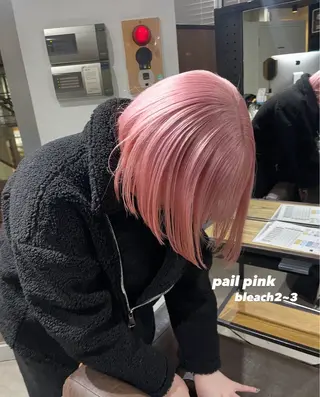 カラー ミルクティーベージュ ブリーチ🖤サヤカのヘアスタイル