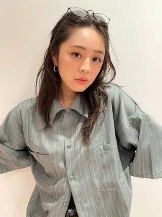 セミロング カラー パーマ ヘアアレンジ VIVIE【ヴィヴィ】所属・髪質改善/韓国風 レイヤー/田村祐樹のヘアスタイル