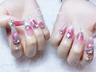 セミロング cici nailのネイルデザイン