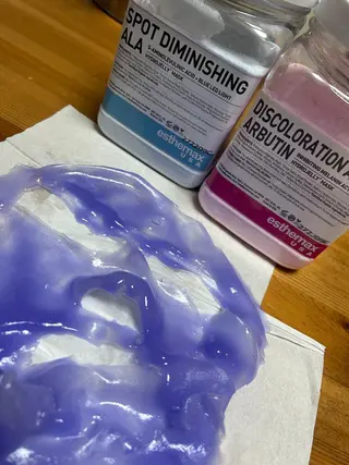 メンズ キッズ STELLAR. 谷岡恵里香のエステ・リラクイメージ