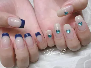 カラー ネイル 芦辺 香奈のネイルデザイン