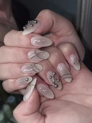 ネイル NES NAIL所属・さゆり￤推しキャラ ￤ロングネイル🩷のネイルデザイン