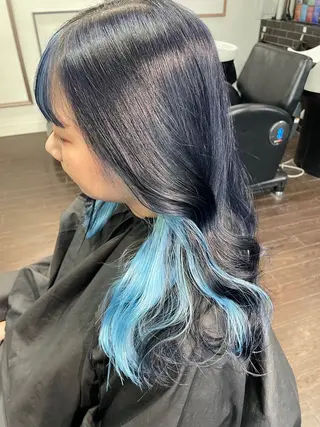 セミロング カラー chloe 【クロエ】のヘアスタイル