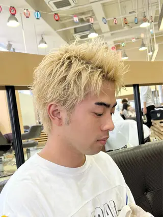 ショート パーマ メンズ アイブロウ メンズ特化 【かな】のヘアスタイル