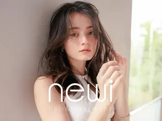カラー ロング newi 川崎店のヘアスタイル