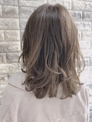 ミディアム yuki🌼 Hip's decoのヘアスタイル