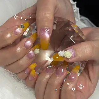 ネイル WOLTOKYO渋谷 yunaのネイルデザイン