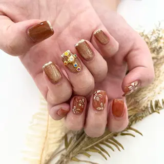 ネイル Basic町田本店 Suzunaのネイルデザイン