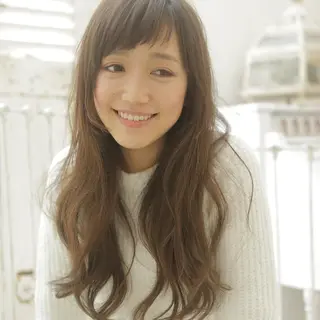 ロング 髪質改善 カラー専門店のヘアスタイル