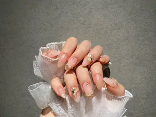 ネイル I-nailロング /ワンホン/キラキラのネイルデザイン