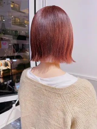 ショート カラー 齋藤 咲のヘアスタイル