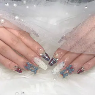 ネイル 𝘉𝘢𝘣𝘦𝘭 𝘜𝘮𝘪のネイルデザイン