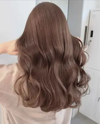 カラー 花井輝 ボブ/レイヤーのヘアスタイル