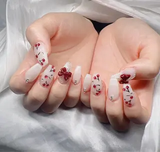 ネイル Lee Nailsのネイルデザイン