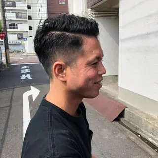 ショート メンズ 黒川 満美のヘアスタイル