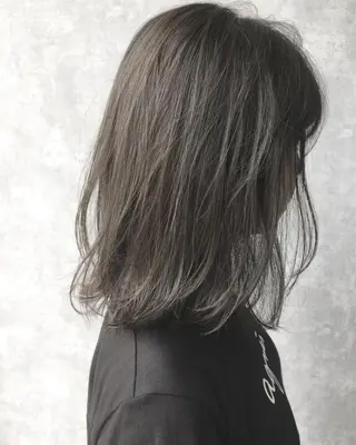 ミディアム カラー レイヤーカット BLend 渋谷のヘアスタイル