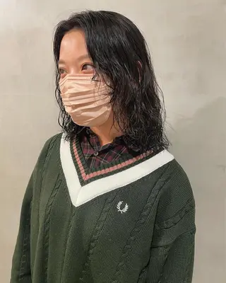 ミディアム カラー パーマ 優作 〜圧倒的信頼〜のヘアスタイル