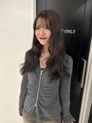 ロング カラー yurika☁️ 似合わせ｜レイヤーのヘアスタイル