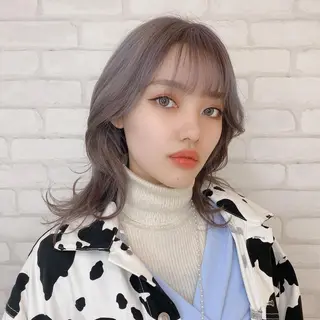 ミディアム カラー abilita AZUSAのヘアスタイル