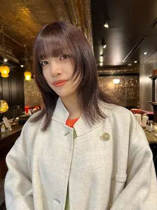 セミロング カラー haco＋所属・圧倒的デザイン力 店長🎨RENAのヘアスタイル
