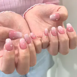 ネイル 🎀チーク/ちゅるん 🫧chisa🎀のネイルデザイン