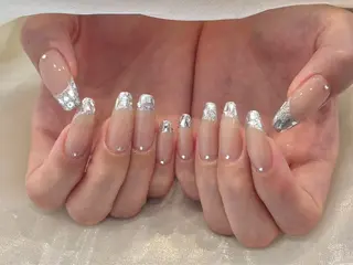 ネイル CHERIR Emiのネイルデザイン