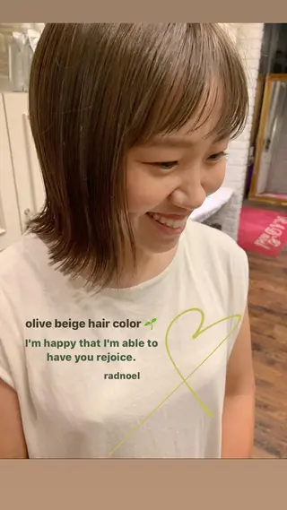 ミディアム カラー la fith所属・rico_by ヘアとアイブロウのヘアスタイル