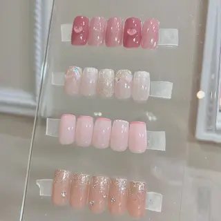 ネイル 🎀チーク/ちゅるん 🫧chisa🎀のネイルデザイン